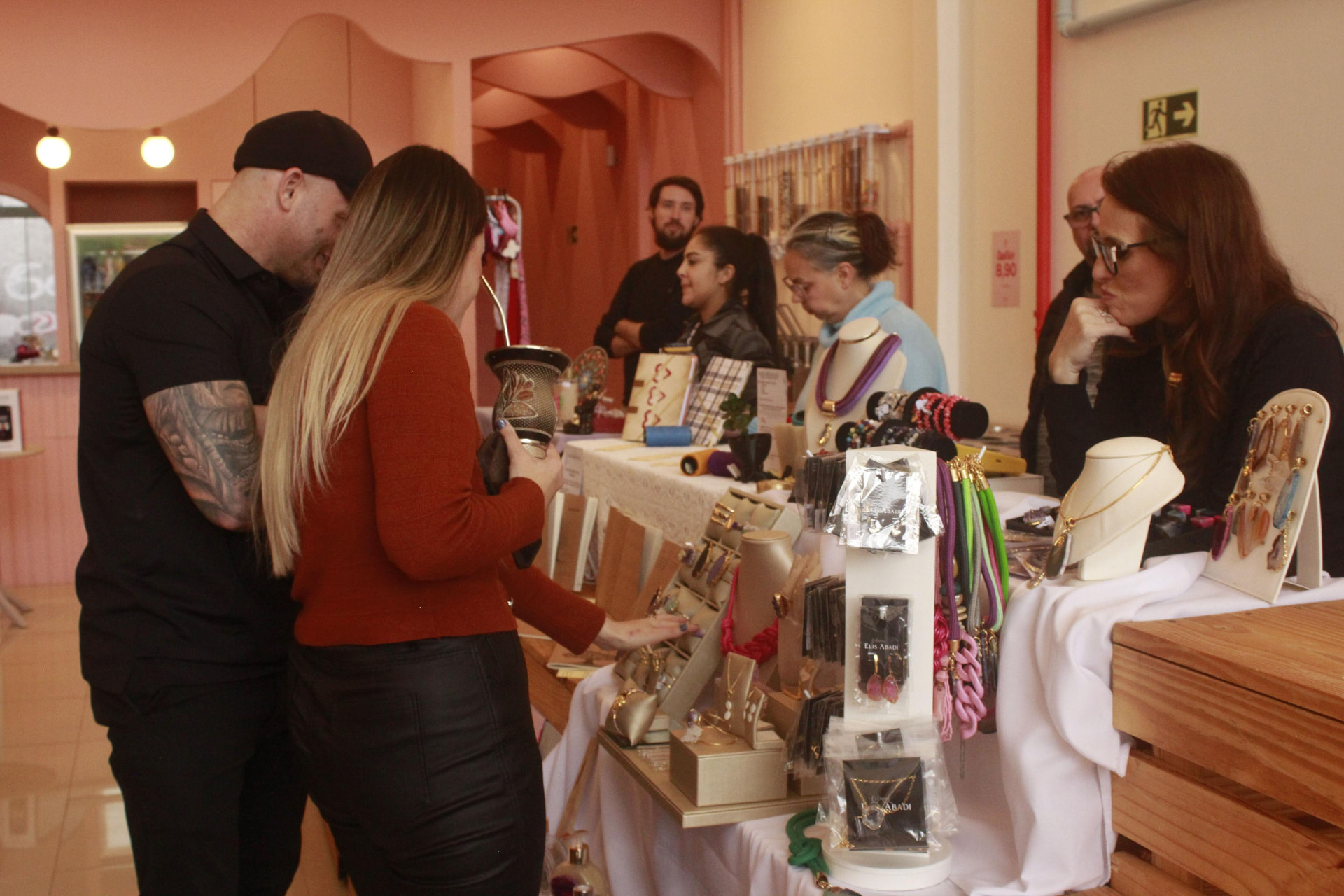 Feira das empreendedoras · bijuterias